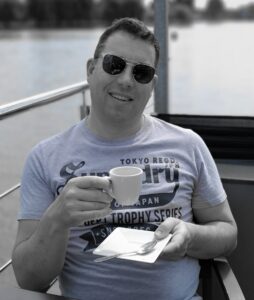 Jason nellyer experienced accountant offering remote and local services.
